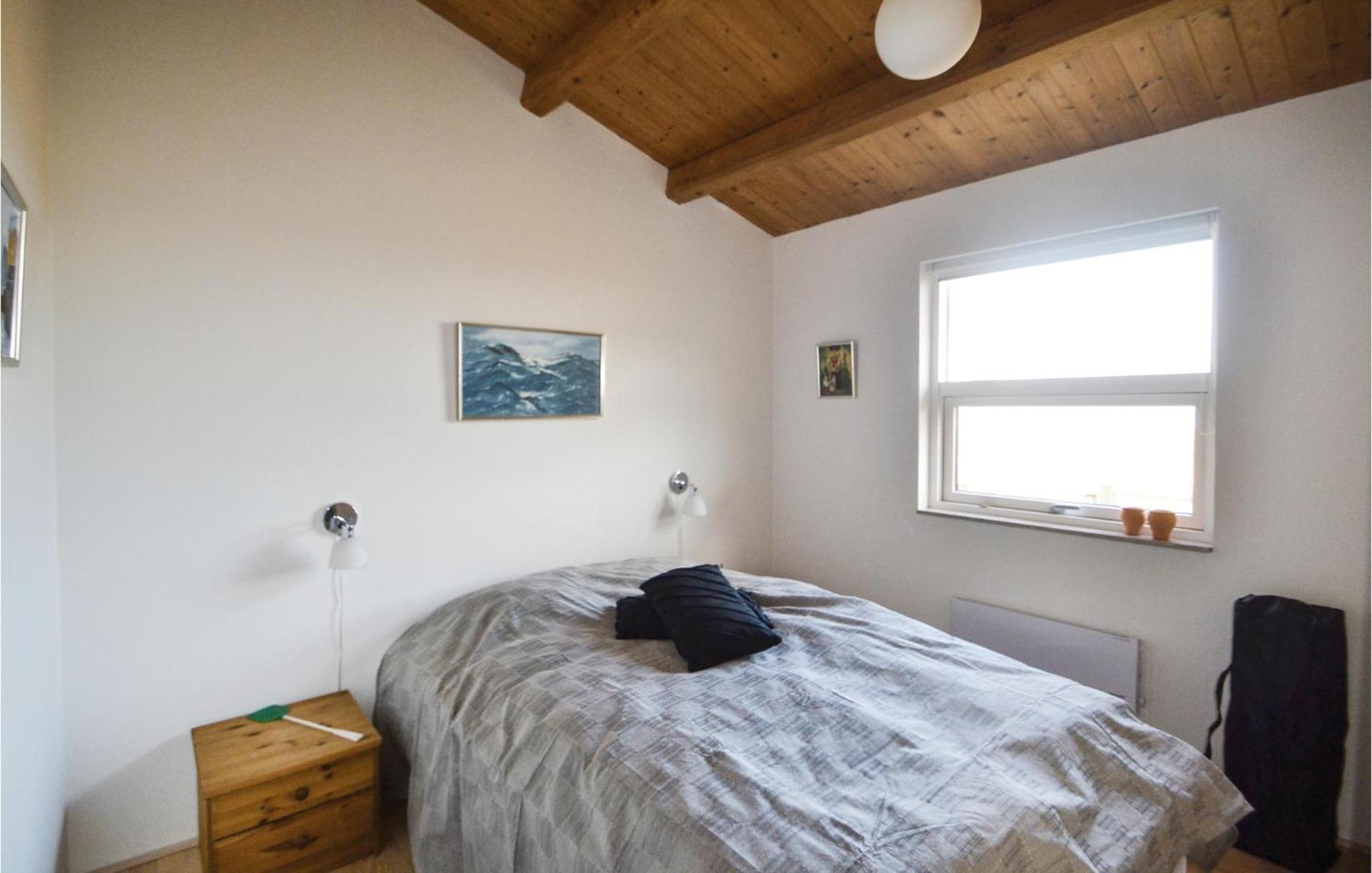 Amazing Home In Orsted With Kitchen Eksteriør billede