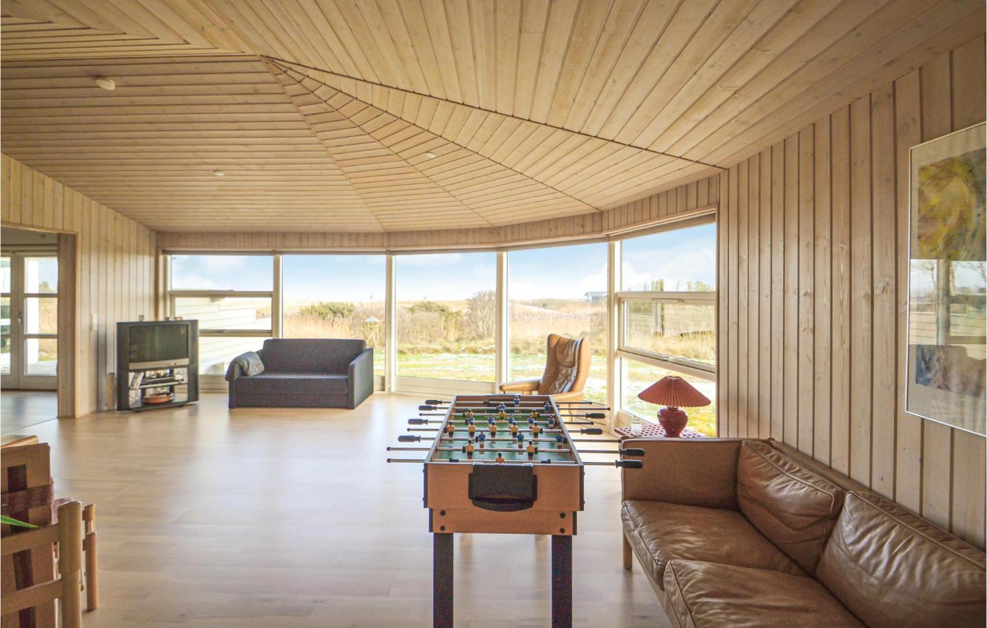 Amazing Home In Orsted With Kitchen Eksteriør billede