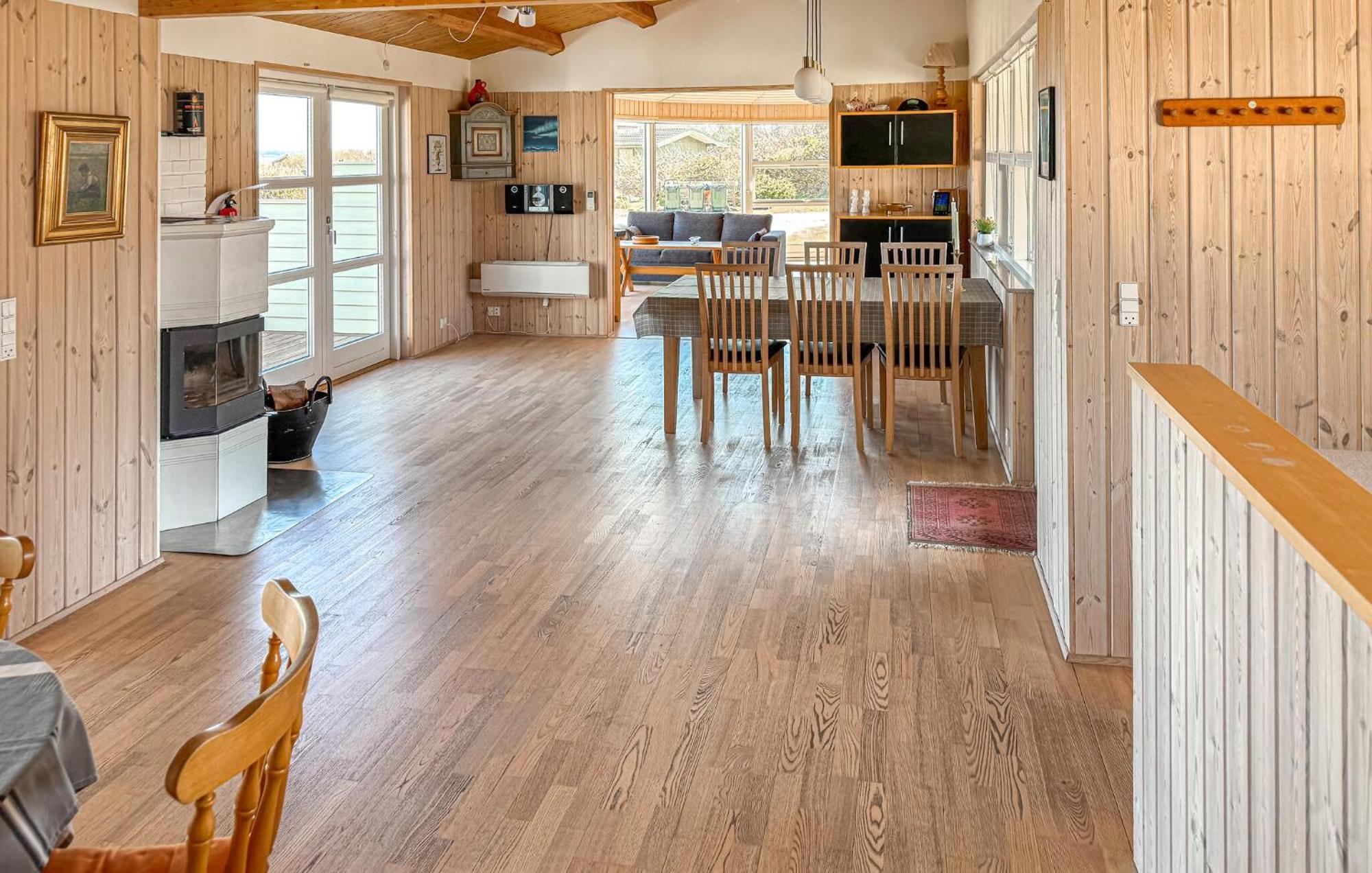 Amazing Home In Orsted With Kitchen Eksteriør billede